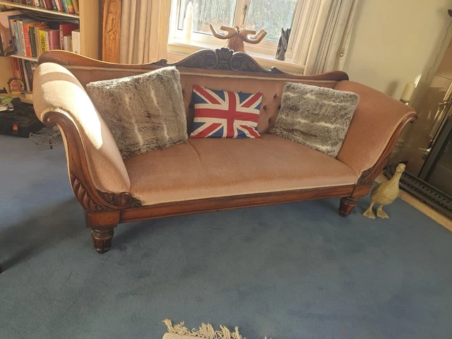 Horse Hair Settee
