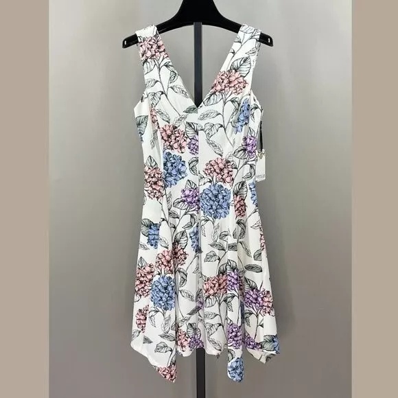 NEW Kensie Floral Fit & Flare Dress Womens 4 cocktail