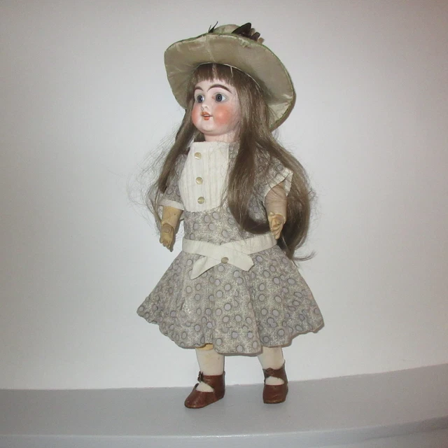 Poupée Ancienne 1900 – Tête Porcelaine Allemande – 43 Cm – Vêtements D'époque