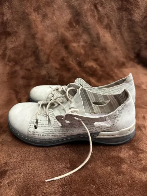 Newspaper hotsell print shoes