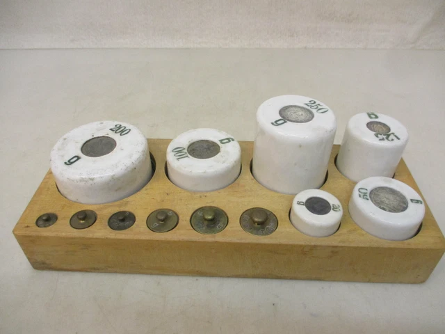 x-78024	Alter Porzellan/Messing Gewichtssatz 1-250g,mit Gebrauchsspuren