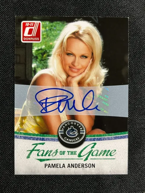 2010 Donruss Fans of the Game Pamela Anderson #2 Autograph Card AA ND