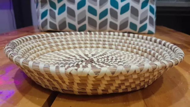 VinTaGe Charleston South Carolina GULLAH Sweetgrass Handwoven Round Basket/ Tray