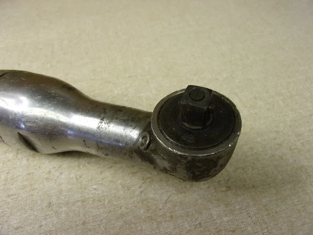Stanley A30LA2-11 3/8" Pneumatic Air Ratchet 1100 RPM Nutrunner *FREE SHIPPING* 2