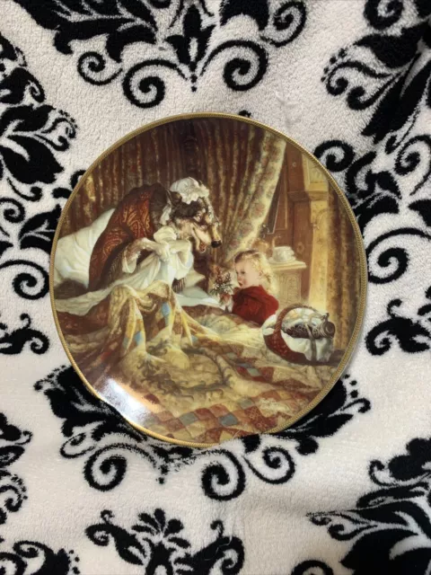 LITTLE RED RIDING HOOD Plate Scott Gustafson #3872A Classic Fairy tales