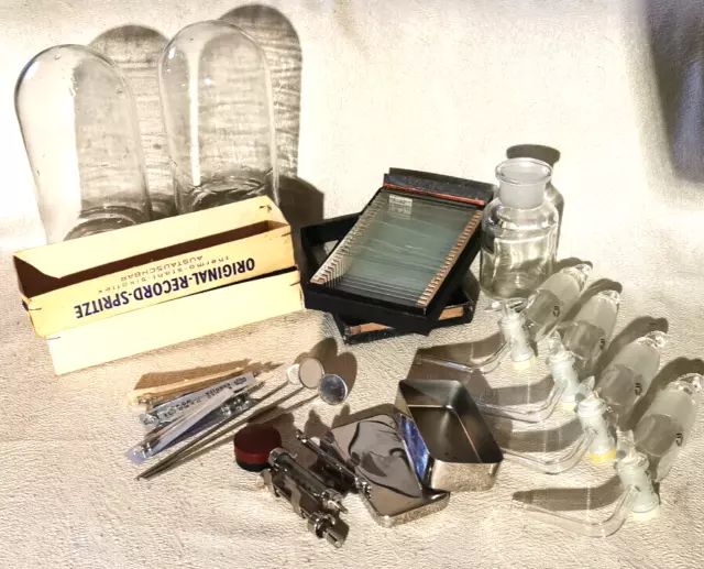 Antike Glaskolbenspritzen Laborutensilien Kanülen Glasblättchen Konvolut