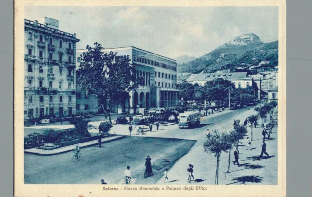 Salerno Piazza Amendola e Palazzo  degli Uffici F. Grande  spedita