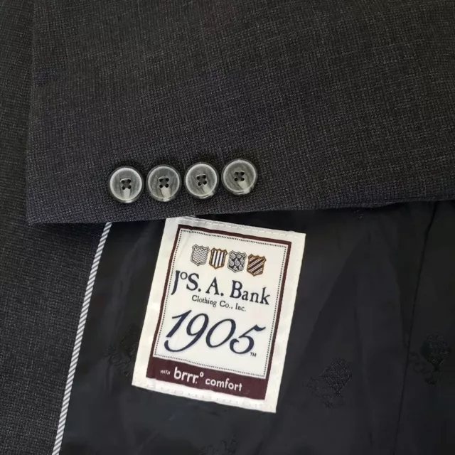 Jos A Bank 1905 brrr ComfortTailored Fit Gray 2 Piece Suit 42R Pants 36/30
