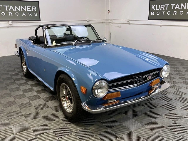 1974 Triumph TR-6 1974 TRIUMPH TR6 CONVERTIBLE. FRENCH BLUE. WEBERS.