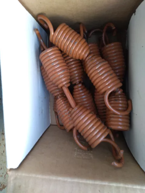 New Box of 10 Drum Brake Return Springs B302 01-359 E-2758