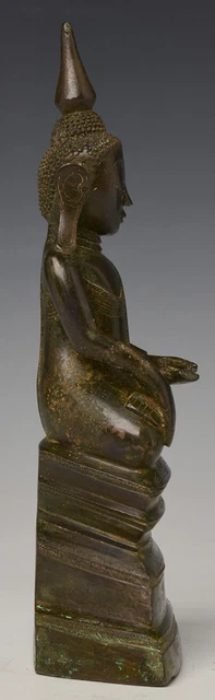 17th Century, Shan, Antique Burmese Bronze Seated Buddha 10