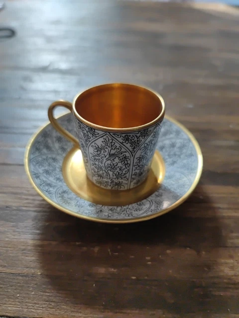 Tasse Et Sous Tasse A Moka Porcelaine Limoges Bernardaud Fleurs Grises (H5)