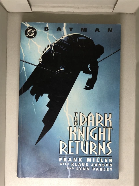 Batman The Dark Knight Returns Paperback Frank Miller 1996 DC Comics