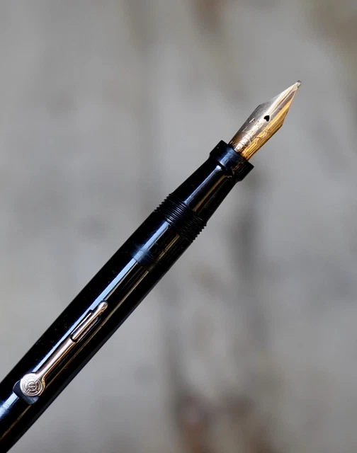 Stylo Plume Pilot Rare En Résine Noire, Avec Une Plume En Or Massif 18 Carats - Vintage Et élégant