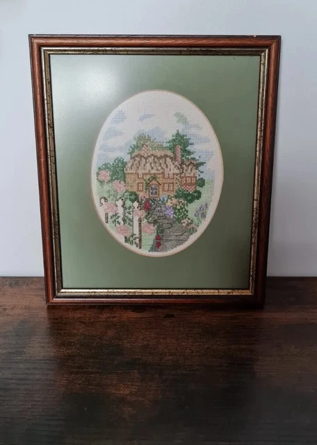 De colección Punto de Cruz Enmarcado Cabaña Inglés Thatch Hecho a Mano Campo Británico