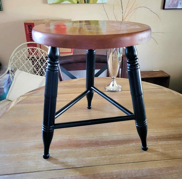 Vintage Hitchcock 3-legged stool CT. USA