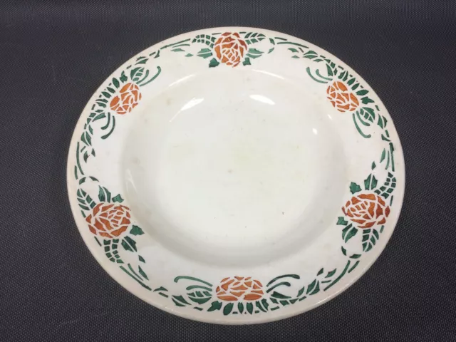 Ancienne assiette creuse en faience de Givors modèle Roxane french old plate