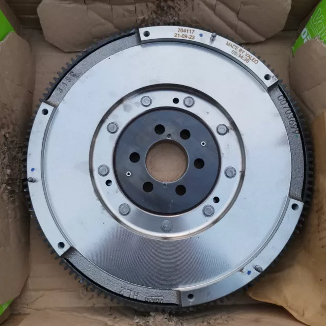 A Brand New & Genuine Valeo Dual Mass Flywheel Dmf 836542