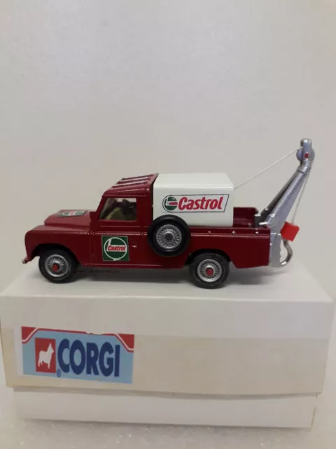 Vintage Corgi Landrover 109Wb  Breakdown Pickup Truck  Model