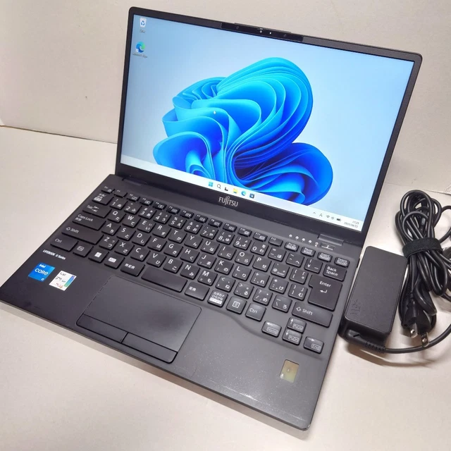 FUJITSU LIFEBOOK U9312/K 12ª Generación Core i5-1245U Iris Xe 8GB
