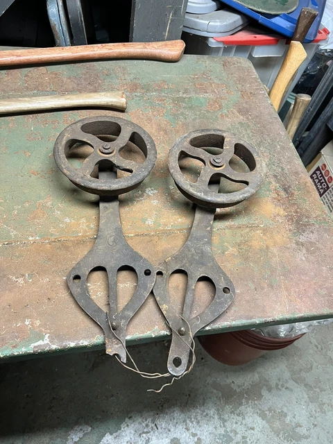 Antique Old Original cast iron Barn Door Rollers Hangers 6 Pulley Pair Set USA
