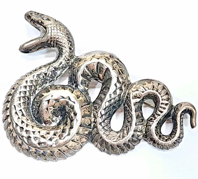 Vintage Mid-Century Stamped Silver Striking Snake Serpent Rattlesnake Brooch Pin
