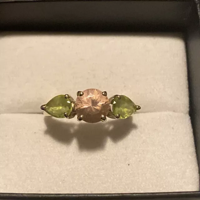 9Ct Yellow Gold …Pink And Green Stone Vintage Ring