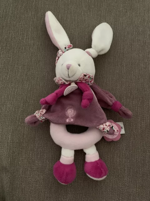 Doudou Et Compagnie Lapin Hochet Cerise Blanc Rose Violet Fleur Grelot Tbe