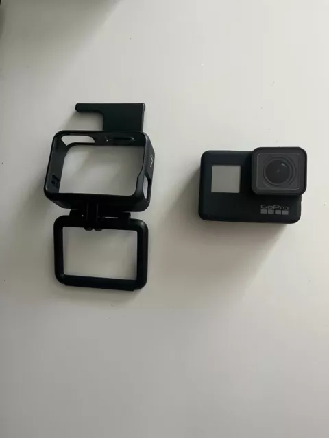 GoPro HERO7 BLACK + 2 Batteries + Dual Charger