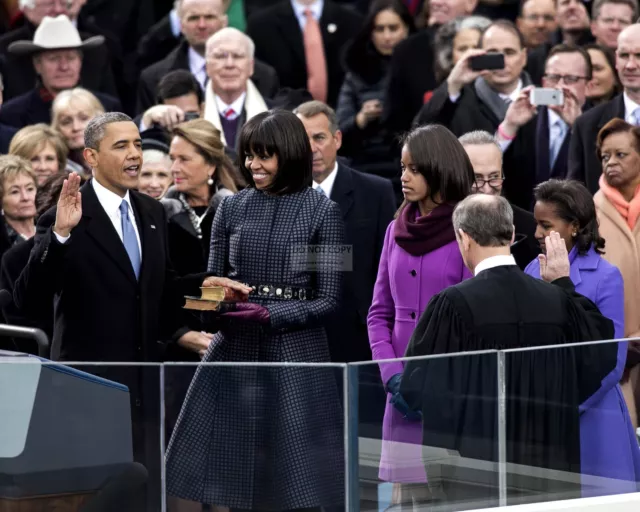 Barack Obama Sworn-In For His Second Term As President - 8X10 Photo (Dd-101)