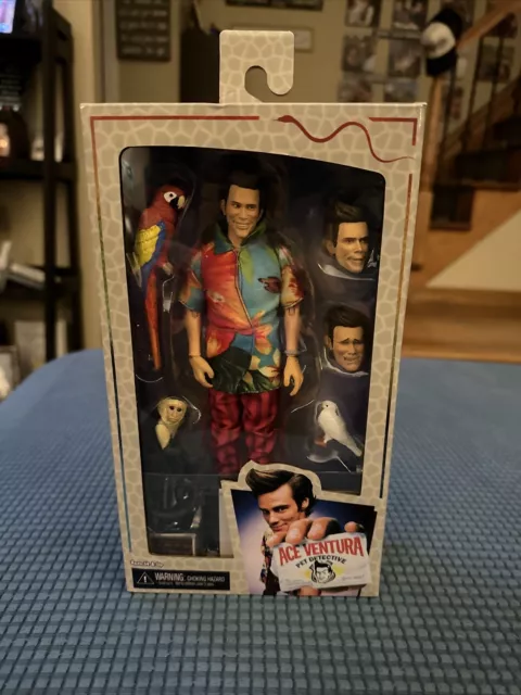 NECA  2019 ACE  VENTURA PET DETECTIVE Jim Carrey 1994 Movie New Mint In Hand