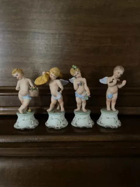 Le Nove angel boy porcelain figurine