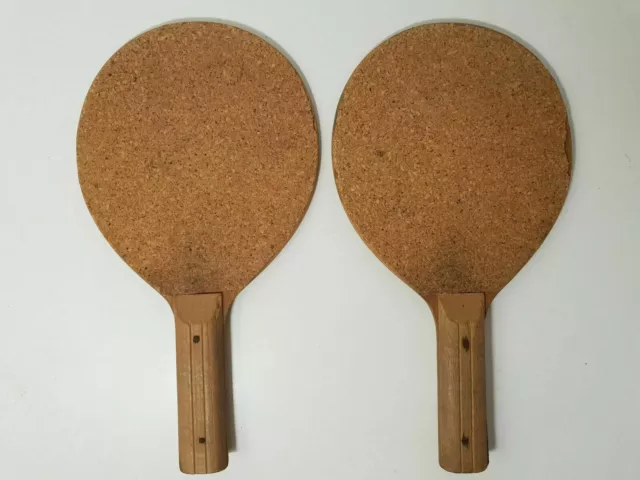 PAIRE DE RAQUETTES de ping pong en bois et liège jouet ancien