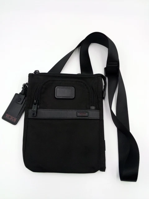 Tumi ALPHA 2 Pocket Bag Small New With Tags