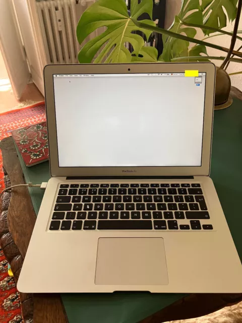 Apple MacBook Pro Retina 13,3 Zoll (128GB SSD, Intel Core i5 5. Gen.,...