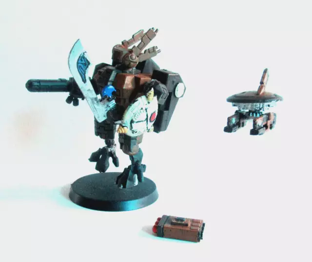 Warhammer 40K Tau Crisis Suit Commander O'Shovah Warhammer 40K Tau Crisis Suit Commander O'Shovah