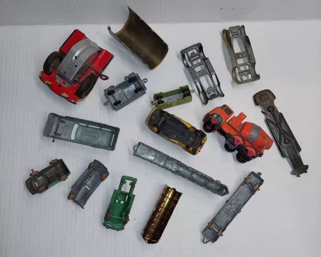 Vintage Die Cast, Cast Iron, Tin & Pressed Steel Toy Parts Lot As Shown 3