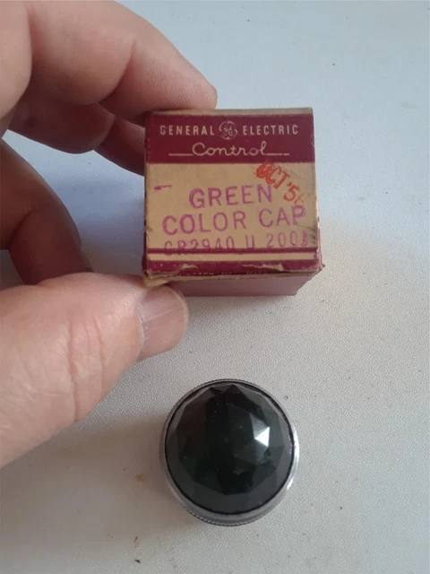 NOS GE General Electric Jewel Cut Pilot Light Lens - Green - Faceted Design