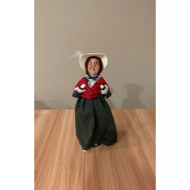 Byers' Choice The Carolers Woman  1993