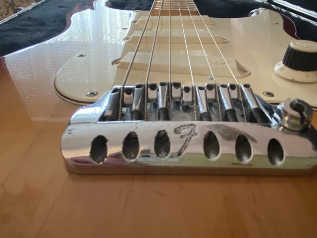 Fender Stratocaster Élite 1983.                         100% Originale  USA  CBS 7
