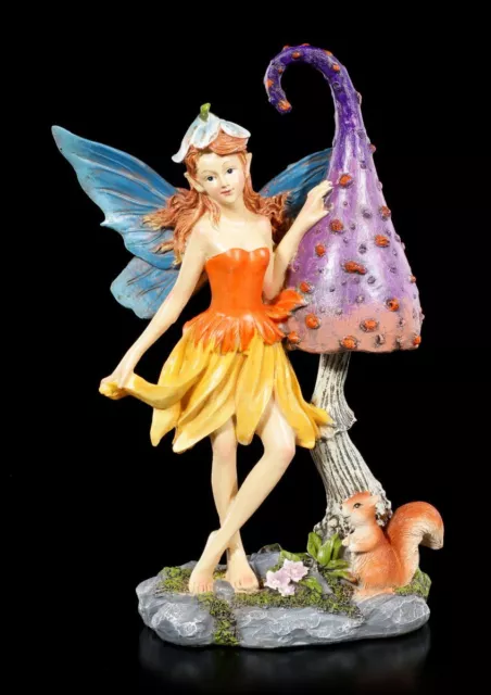 Elfen Figur - Nienna mit Pilz und Eichhörnchen - Fantasy Naturelfe Fee Engel