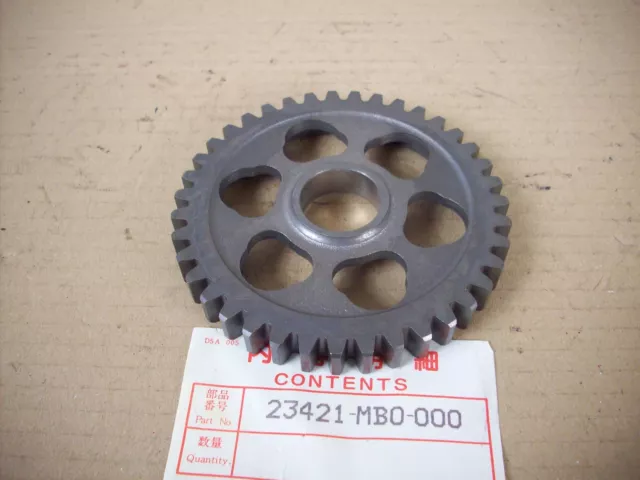 NEU Zahnrad Getriebe / Gear Countershaft low Honda VF 750 S, C / VF 700 S, C