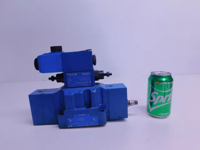 Eaton Vickers Hydraulic Solenoid Directional Control Valve DG4V, DG5V, DGMFN