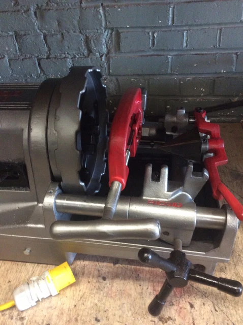Ridgid 1233 pipe threader discount