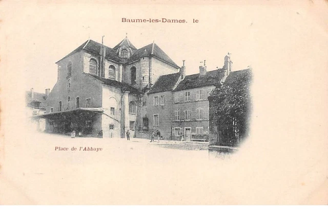 25 - SAN62726 - BAUME LES DAMES - Place de l'Abbaye