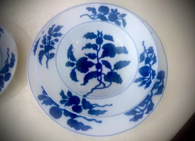 Fitz &Lloyd  1977 As New 12 place Dinner settings Floral Indigo Glaze Blue