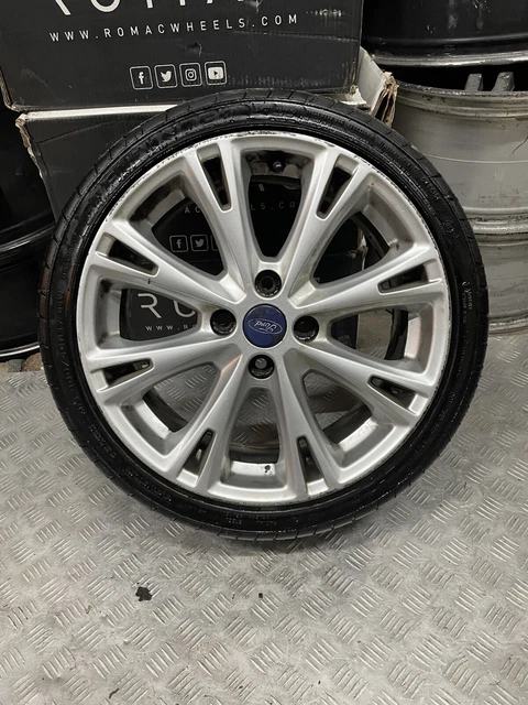 FORD FIESTA MK7 Zetec S 17