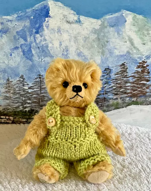 ++ TEDDY CLOTHES ++ new hand knitted dungarees to suit a small 5-6 inch bear