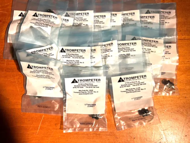 19 Trompeter Electronics  Utna2000-23087 Terminators Brand New Sealed In Package
