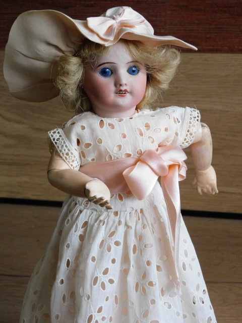 Poupée ancienne Bleuette d'Unis France - Tête en porcelaine